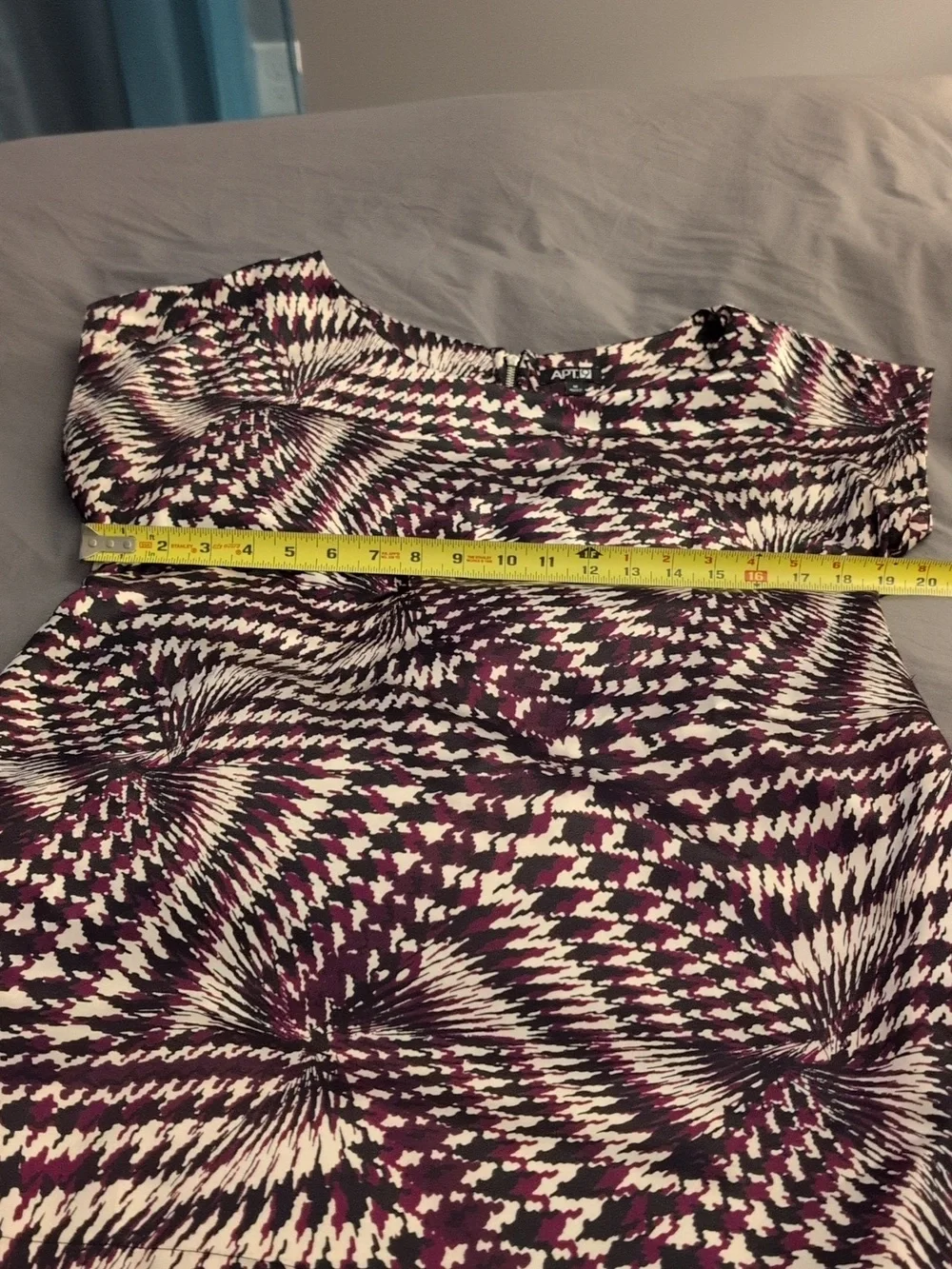 Apt. 9 Purple Patterned Cap Sleeve Dress Size Medium Q - Picture 3 of 9